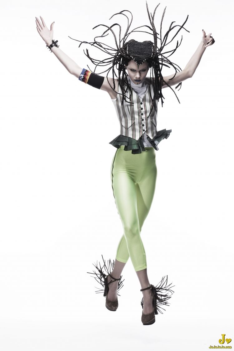 Hermes Costello 2.jpg