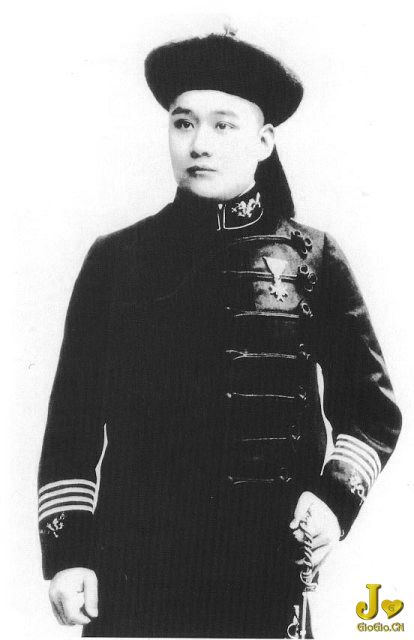 xinsrc_192100618155118706491.jpg